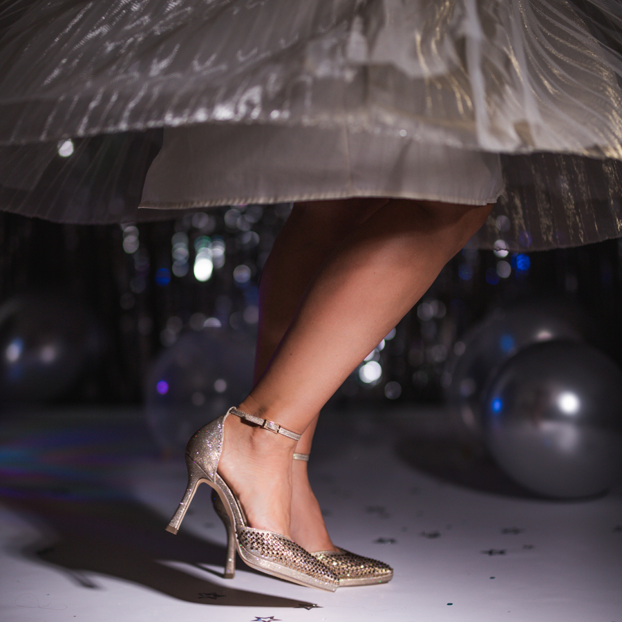 Eleganckie i wygodne buty na Sylwestra – przewodnik Tymoteo