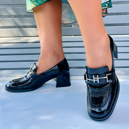 Lakierowane półbuty na obcasie - HISPANITAS HI243590 CZARNE