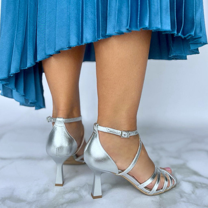 Skórzane sandałki do tańca - KOTYL 4370 SREBRNE