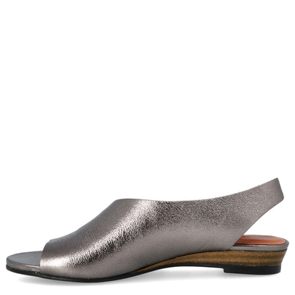 Skórzane sandałki z asymetryczną cholewką - BOCCATO 167.590 METALICZNE