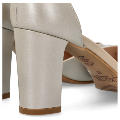 Ślubne czółenka z ozdobnym paseczkiem - KOTYL 1291 PERŁOWE