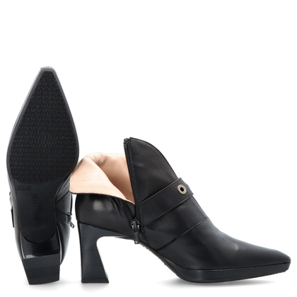 Hiszpańskie botki z wycięciem - HISPANITAS HI254244 CZARNE