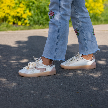 Sneakersy skórzane z ozdobami - GIO+ BLUE100 BIAŁE