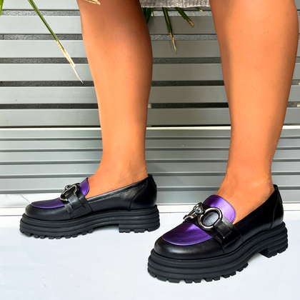 Skórzane mokasyny z ozdobą - LAURA MESSI 2692 CZARNO-FIOLETOWE