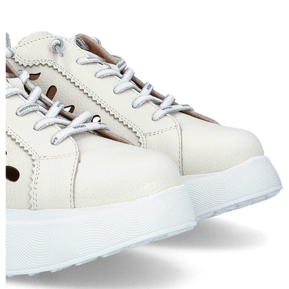 Ażurowe sneakersy damskie - WONDERS A-3621 BIAŁE