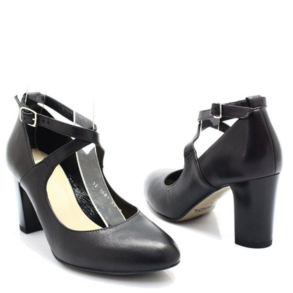 Pełne czółenka z paskami - KOTYL 7091 CZARNE