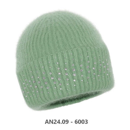 Czapka damska z cyrkoniami - RABIONEK AN24.09 ZIELONA