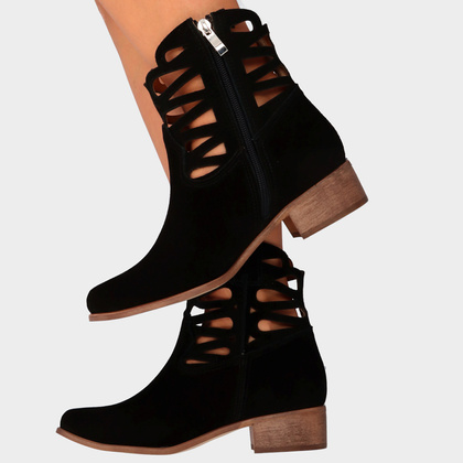 Krótkie botki z wycięciami - TYMOTEO L1045 CZARNE