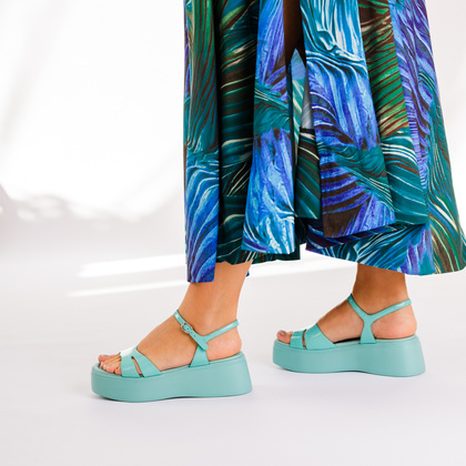 Hiszpańkie sandały na platformie - WONDERS A-3710 MORSKIE