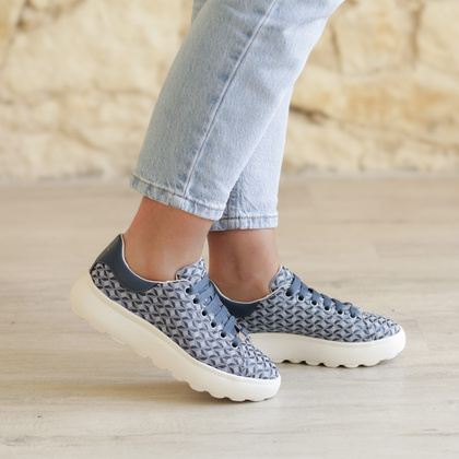 Lekkie sneakersy damskie - GEOX D.SPHERICA D55TCD NIEBIESKIE