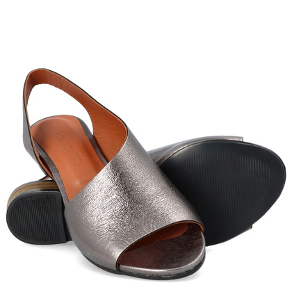 Skórzane sandałki z asymetryczną cholewką - BOCCATO 167.590 METALICZNE