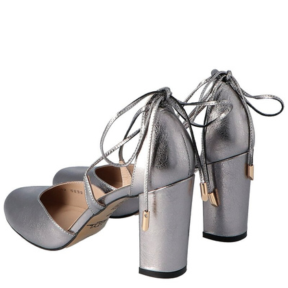 Wiązane na kostce, taneczne - KOTYL 5899 SREBRNE