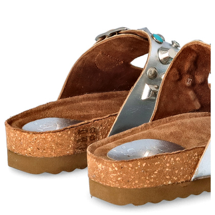 Skórzane klapki z klamerkami - EKP 3450 SREBRNE