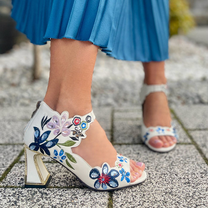 Sandały z kolorowymi kryształkami - SCAVIOLA S-194 BIAŁE