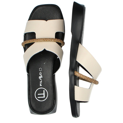 Płaskie klapki ze skóry - FILIPPO DK6878/25 BEŻOWE