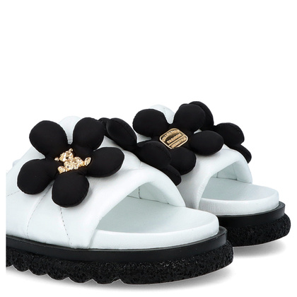 Skórzane klapki damskie - BOCCATO 475.068 BIAŁE