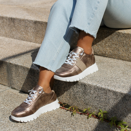 Hiszpańskie sneakersy premium - WONDERS A-2492 ZŁOTE