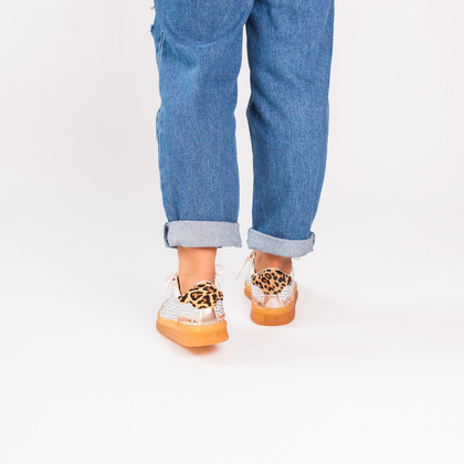 Błyszczące sneakersy damskie - EKP 3929K RÓŻOWE