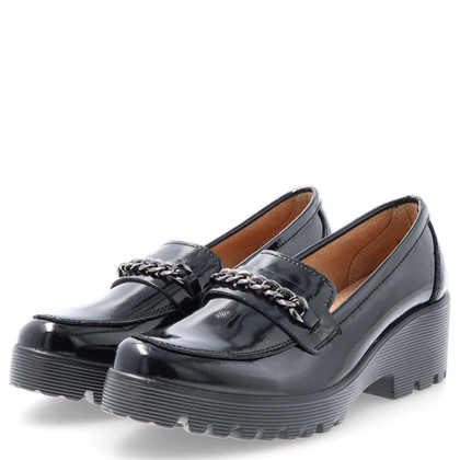 Lakierowane półbuty damskie na obcasie - FILIPPO DP4139/23 CZARNE