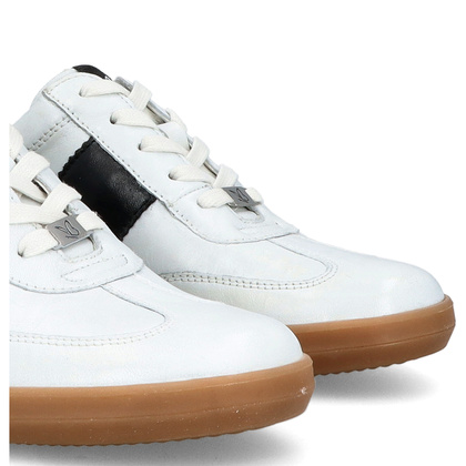 Wygodne trampki ze skóry - CAPRICE 9-23705-44 BIAŁE