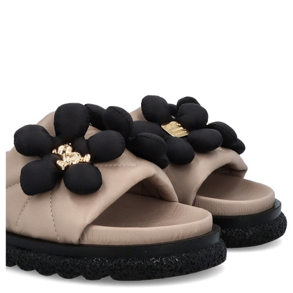 Skórzane klapki damskie - BOCCATO 475.068 BEŻOWE