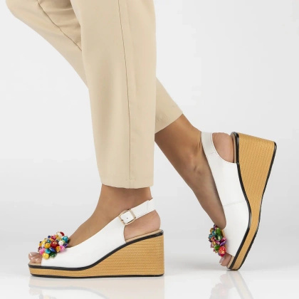 Skórzane sandały na koturnie - FILIPPO DS6021/25 BIAŁE