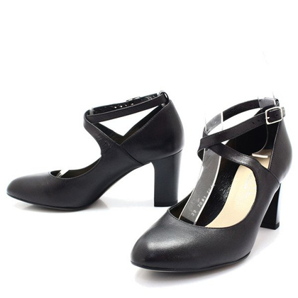 Pełne czółenka z paskami - KOTYL 7091 CZARNE