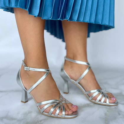 Skórzane sandałki do tańca - KOTYL 4370 SREBRNE