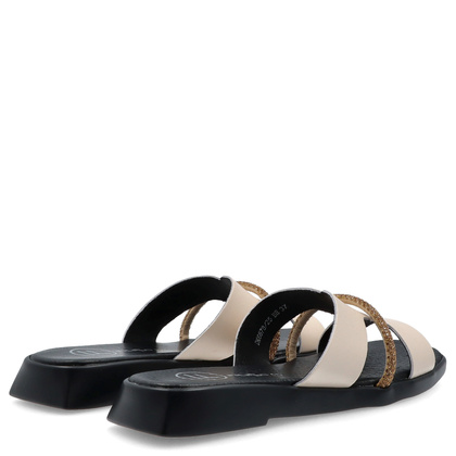 Płaskie klapki ze skóry - FILIPPO DK6878/25 BEŻOWE