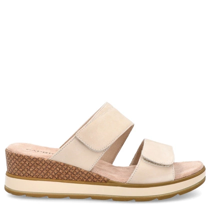 Wygdne klapki na koturnie - CAPRICE 9-27250-42 BEŻOWE