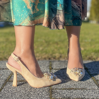 Hiszpańskie czółenka z odkrytą piętą - ALMA EN PENA V240261 BEŻOWE