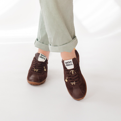 Hiszpańskie sneakersy premium - WONDERS AP-2103 BRĄZOWE