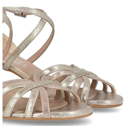 Skórzane sandałki do tańca na niskim obcasie - KOTYL 3823 ZŁOTE