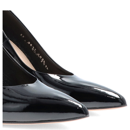 Eleganckie szpilki ze skóry lakierowanej - KOTYL 8517 CZARNE