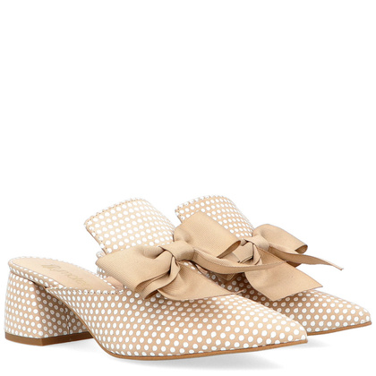 Klapki z kokardą w groszki - TYMOTEO UTTI BEŻOWE