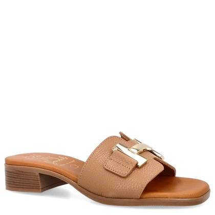 Skórzane klapki z ozdobą - OH! MY SANDALS 5605 JASNY BRĄZ