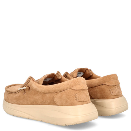 Lekkie mokasyny męskie - HEY DUDE WALLY COMF SUEDE 41975 CAMEL