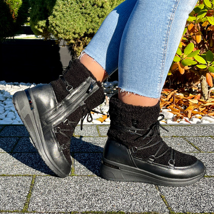 Śniegowce damskie z wiązaniem - CAPRICE 9-26222-43 CZARNE