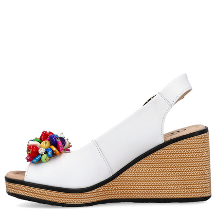 Skórzane sandały na koturnie - FILIPPO DS6021/25 BIAŁE