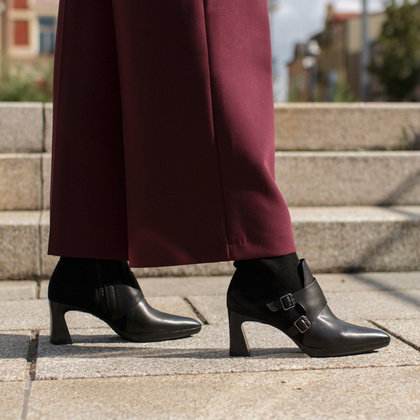 Hiszpańskie botki z klamerkami - HISPANITAS HI254304 CZARNE