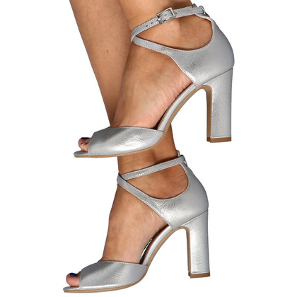 Sandałki na słupku - KOTYL 5915 SREBRNE