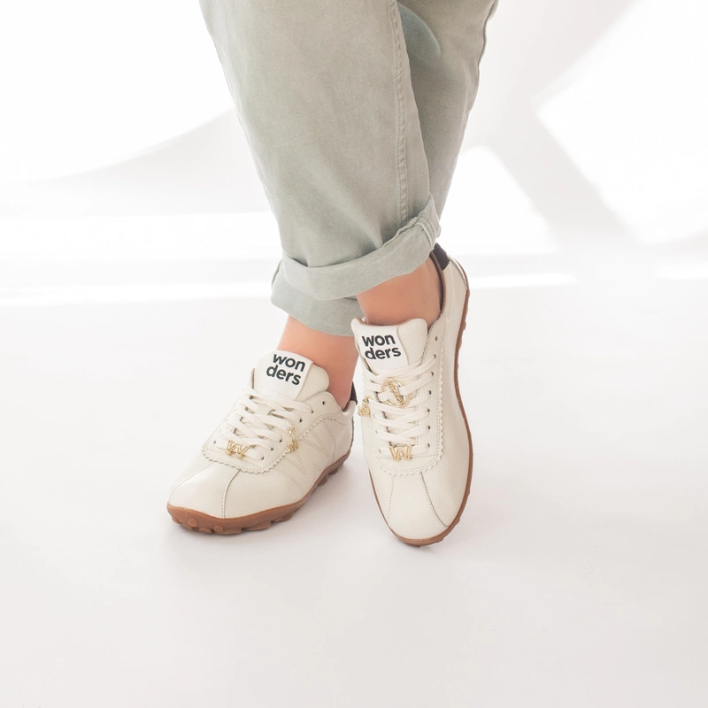 Sneakersy Wonders AP-2103 białe – codzienne stylizacje premium