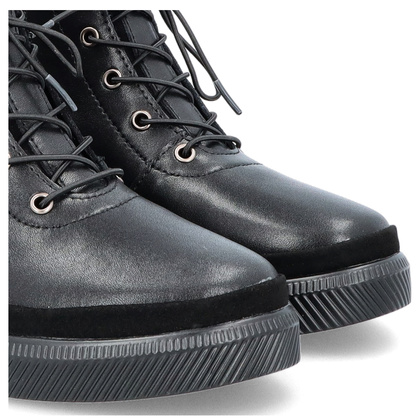 Skórzane sneakersy damskie - FILIPPO DBT4799/24 CZARNE