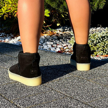 Skórzane śniegowce damskie - RAVINI 23 260 CZARNE