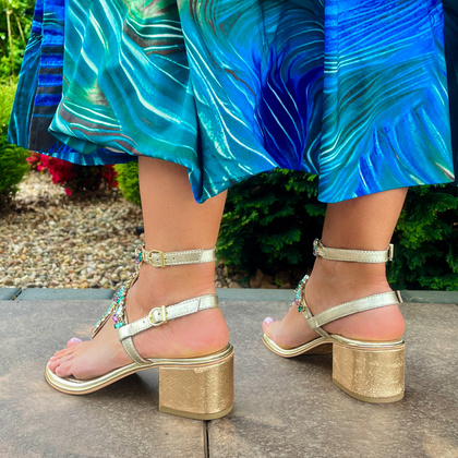 Zdobne sandały na obcasie - BOTTEGA SMERALDA 407CLC ZŁOTE