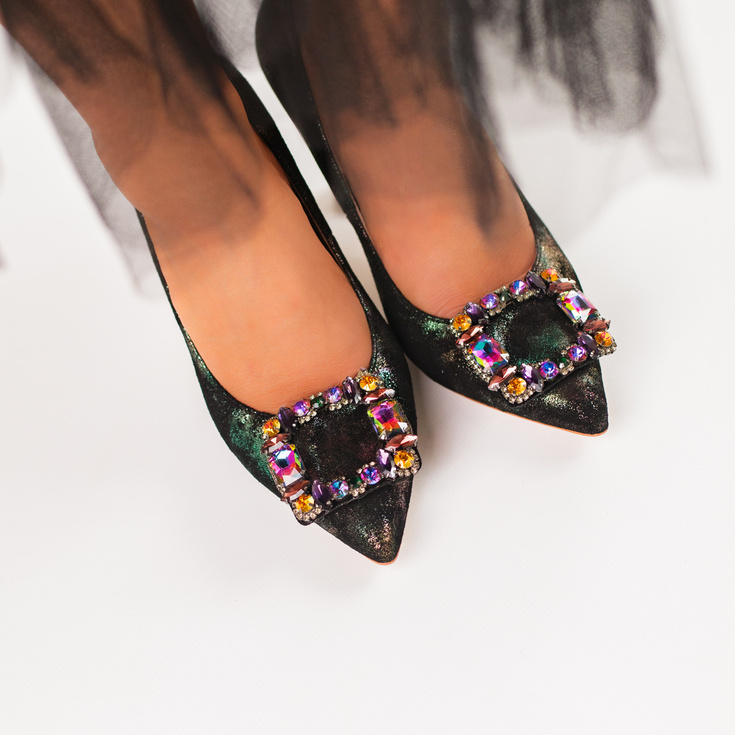 Hiszpańskie szpilki z ozdobą - ALMA EN PENA I250434 CZARNE