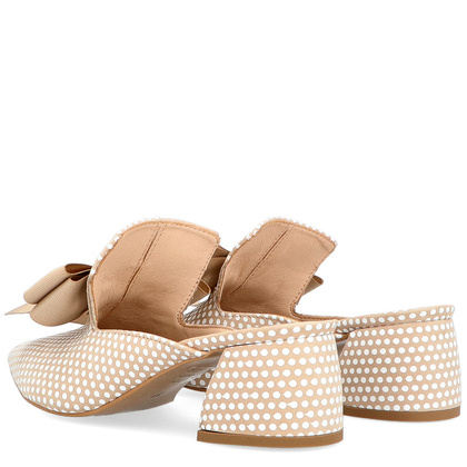 Klapki z kokardą w groszki - TYMOTEO UTTI BEŻOWE