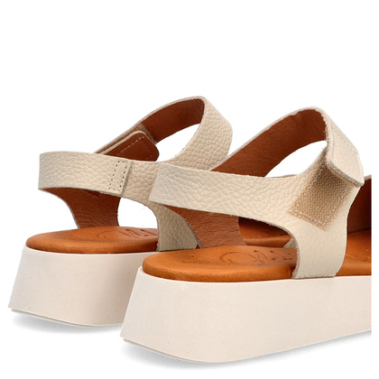 Skórzane sandały zapinane na rzep - OH! MY SANDALS 5650 KREMOWE