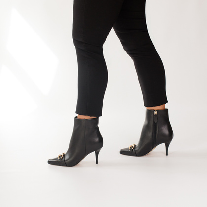 Botki na szpilce premium - GUESS SILENE FL8SILLEA10 CZARNE