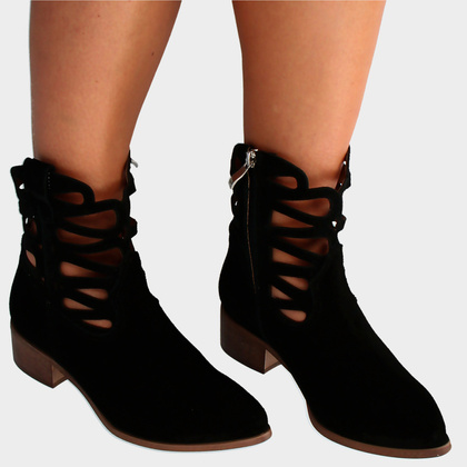 Krótkie botki z wycięciami - TYMOTEO L1045 CZARNE